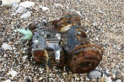 Old motor rusted by the sea (sangatte_1390.jpg)