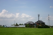 Japanese house near rice fields (narita_tsukuba_4475.jpg)