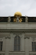 Atlas carrying the world on the national library (vienna_7059.jpg)